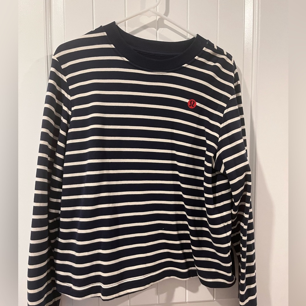 Lululemon cotton French terry pullover